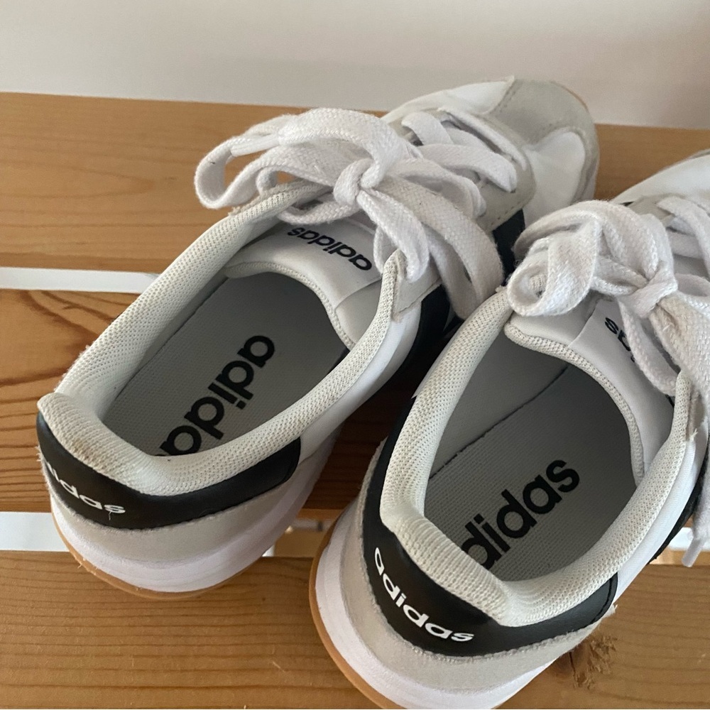 Adidas Kids Run 70s 2.0 White Black Sneakers Shoes 3.5 - Picture 10 of 14